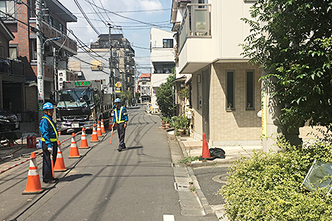 交通誘導警備で安全を保障します